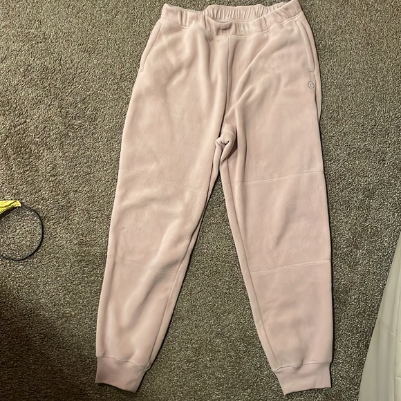Holly Hicks Fleece Sweatshirt/Sweatpant set - Picture 3 of 4
